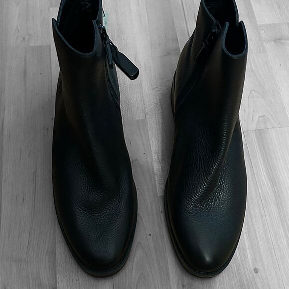 Cole Haan Leather Waterproof River Chelsea Ankle Boots Booties Size 10 NWT - Picture 8 of 10